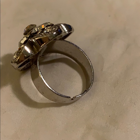 Ring - Picture 2 of 3